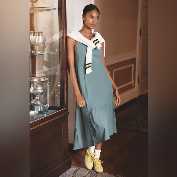 NWT Sweaty Betty Explorer Midi Dress - Picture 1 of 3